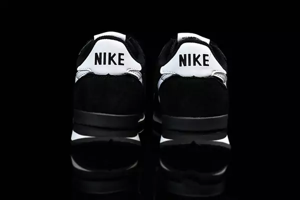 nike chaussures internationalist running chicago noir et blanc